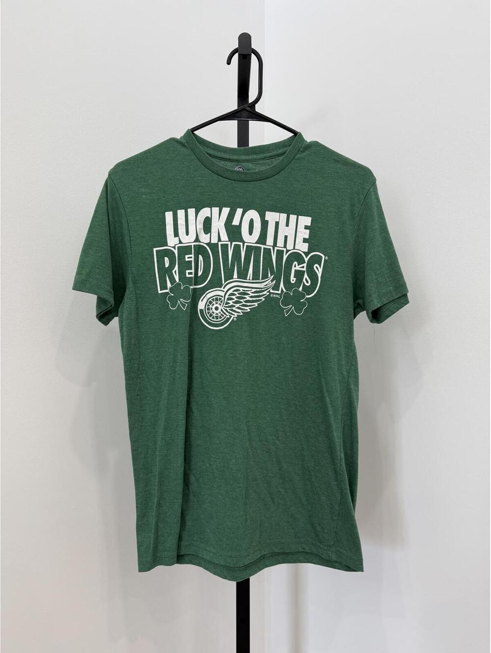 Green 'Luck O The Red Wings' Graphic T-Shirt Small